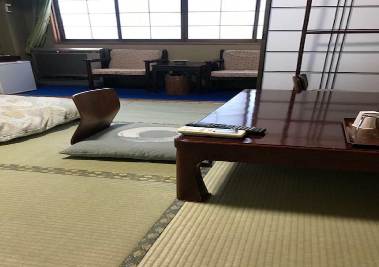 Готель Kashiwagi Onsen Hirakawa Екстер'єр фото